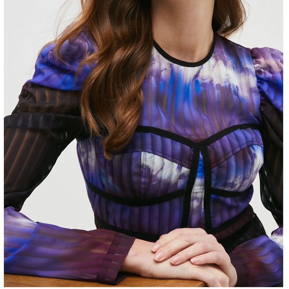 STUNNING Karen Millen Statement Blouse Peplum Top $250 New Years - Picture 2 of 5